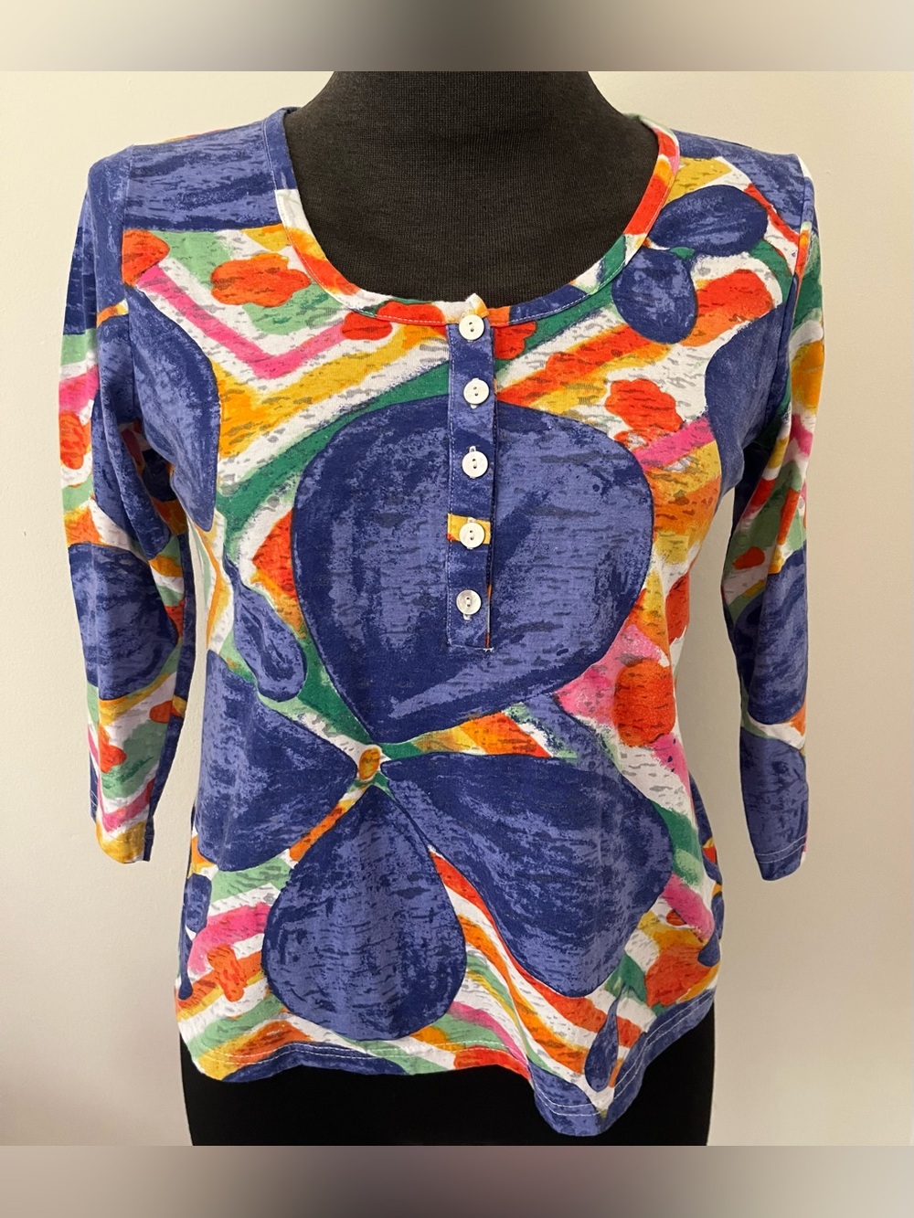 Caribbean Joe Multicolor Floral-Print 3/4 Sleeve Top in tropical print & colors